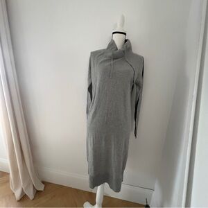 Banana Republic FUNNEL-NECK SWEATER DRESS Size Small Grey Color